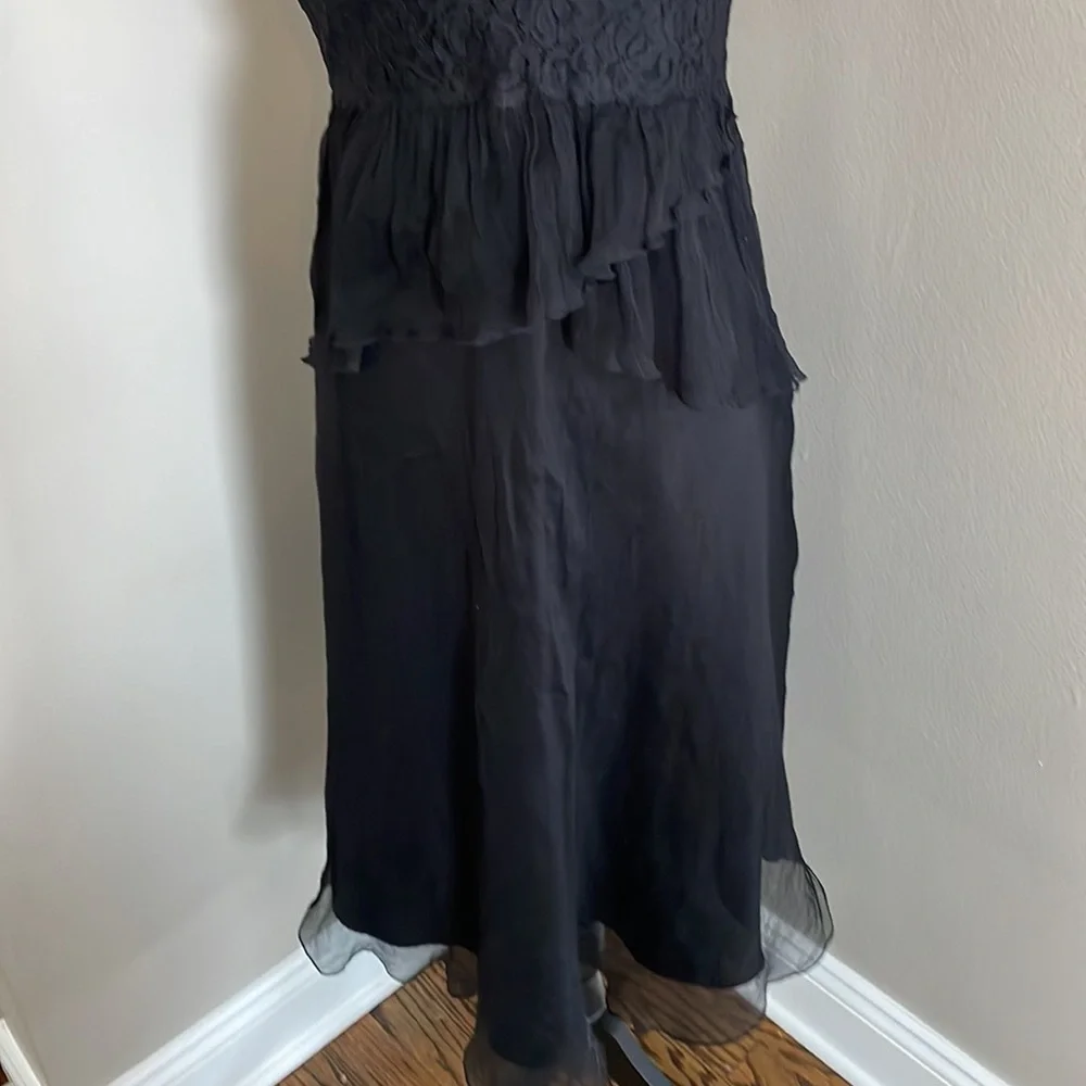 Laundry by Shelli Shegal 100% silk dress - Picture 3 of 9